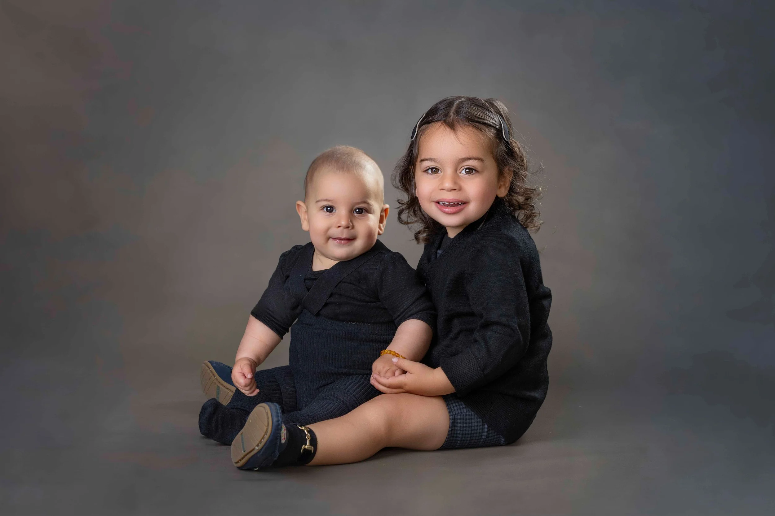 delly photography, Stamford Hill, Golders Green, London, newborn, children, upsherin, outdoor, studio