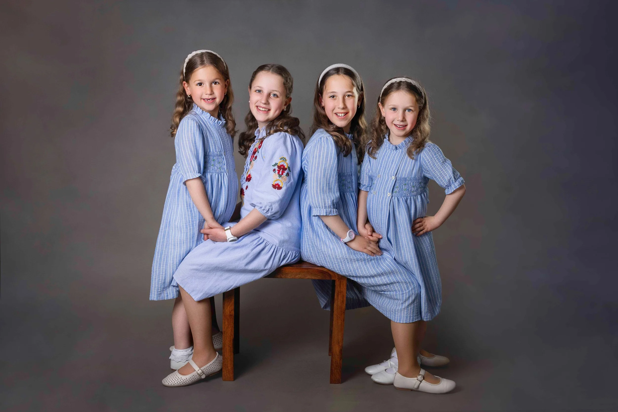 delly photography, Stamford Hill, Golders Green, London, newborn, children, upsherin, outdoor, studio