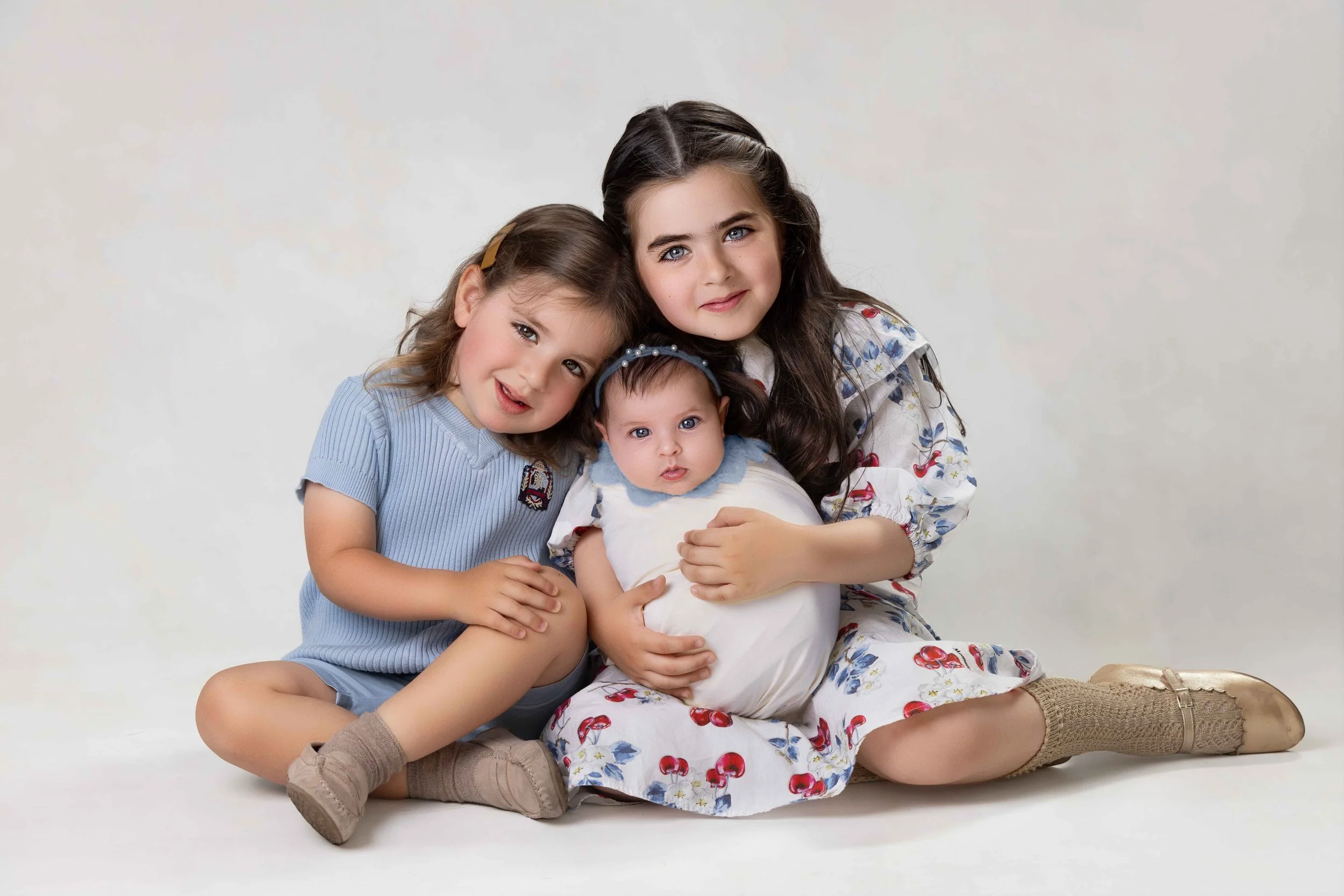 Delly photography, Stamford Hill, Golders Green, London, newborn, children, upsherin, outdoor, studio