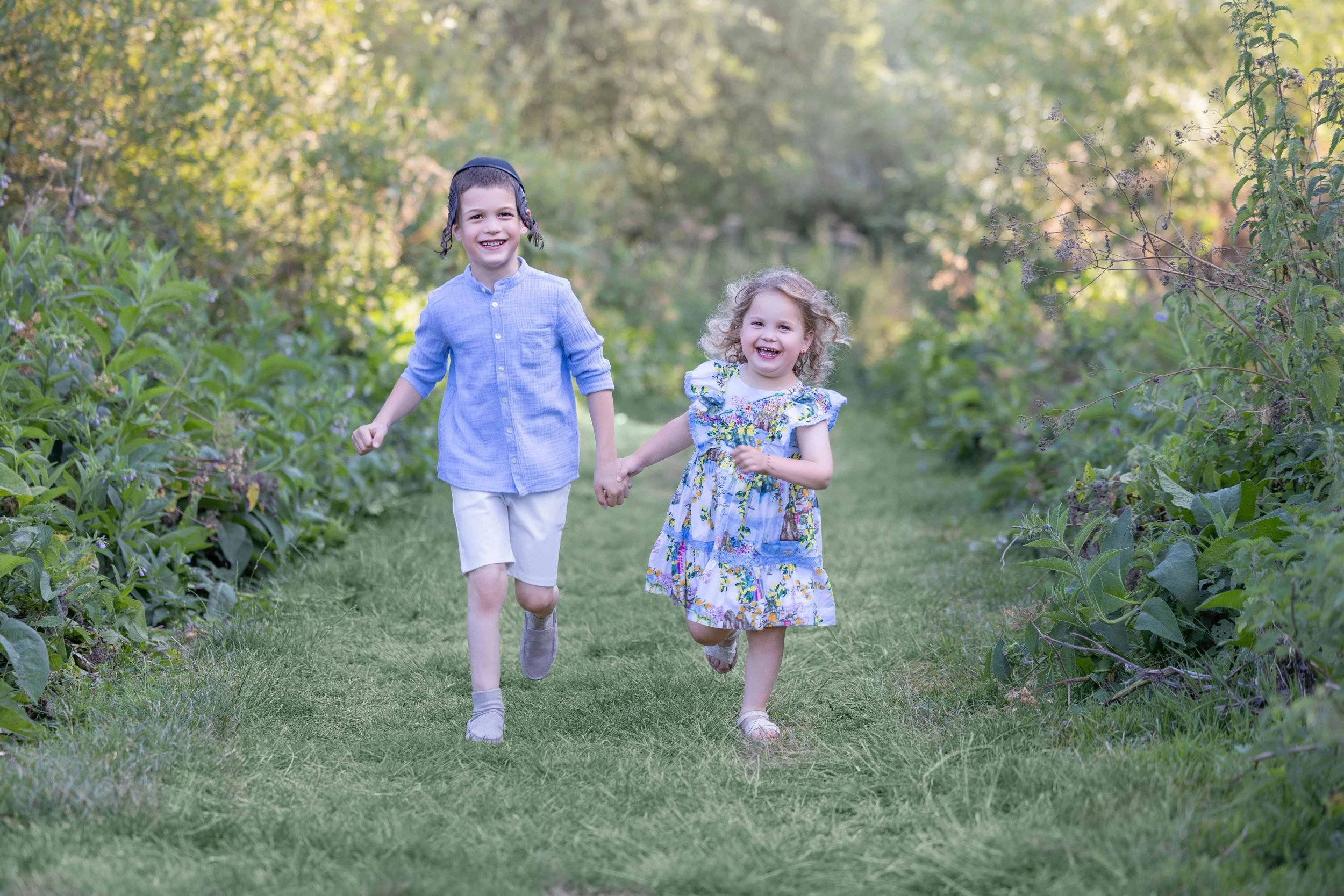delly photography, Stamford Hill, Golders Green, London, newborn, children, upsherin, outdoor, studio