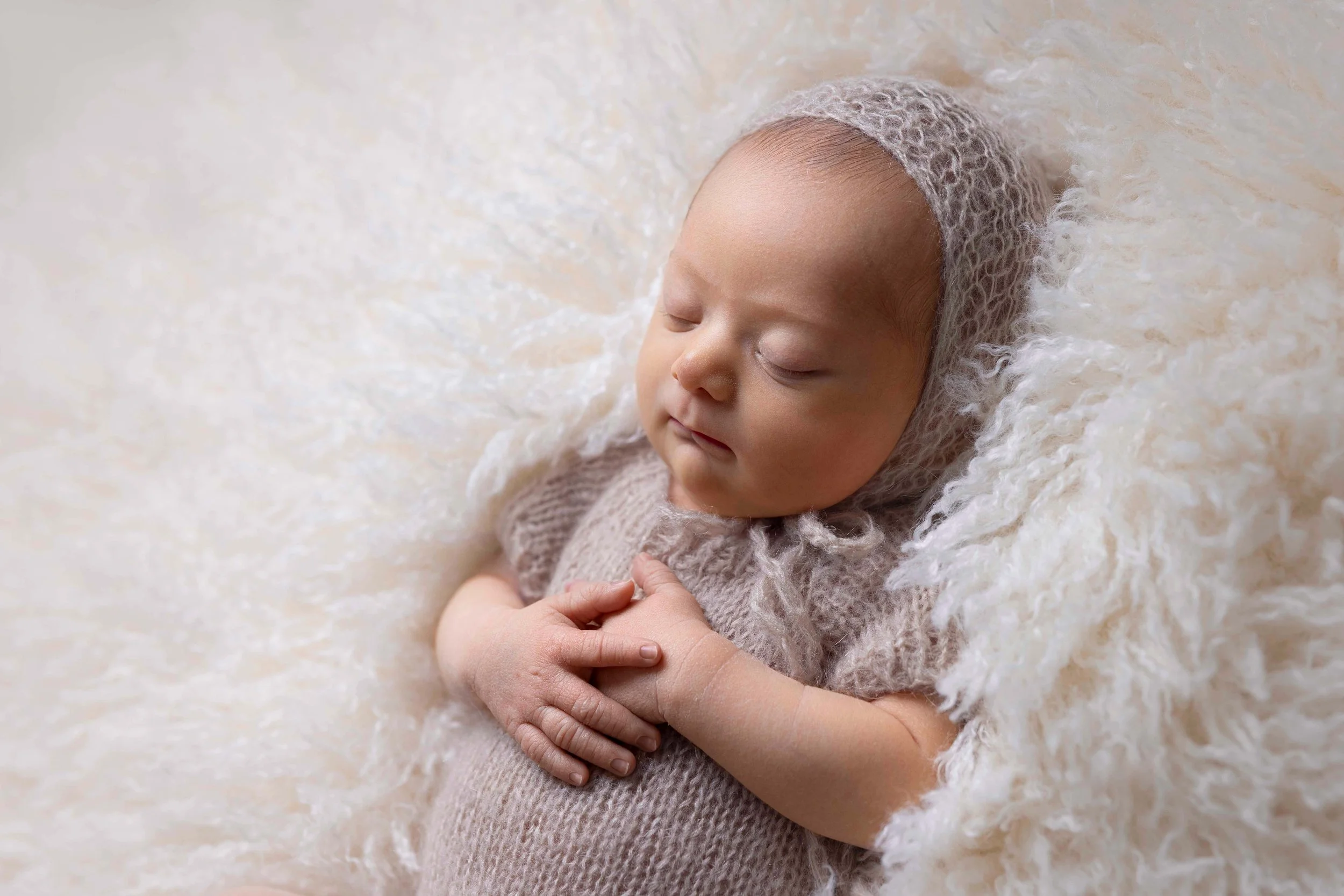 Delly photography, Stamford Hill, Golders Green, London, newborn, children, upsherin, outdoor, studio