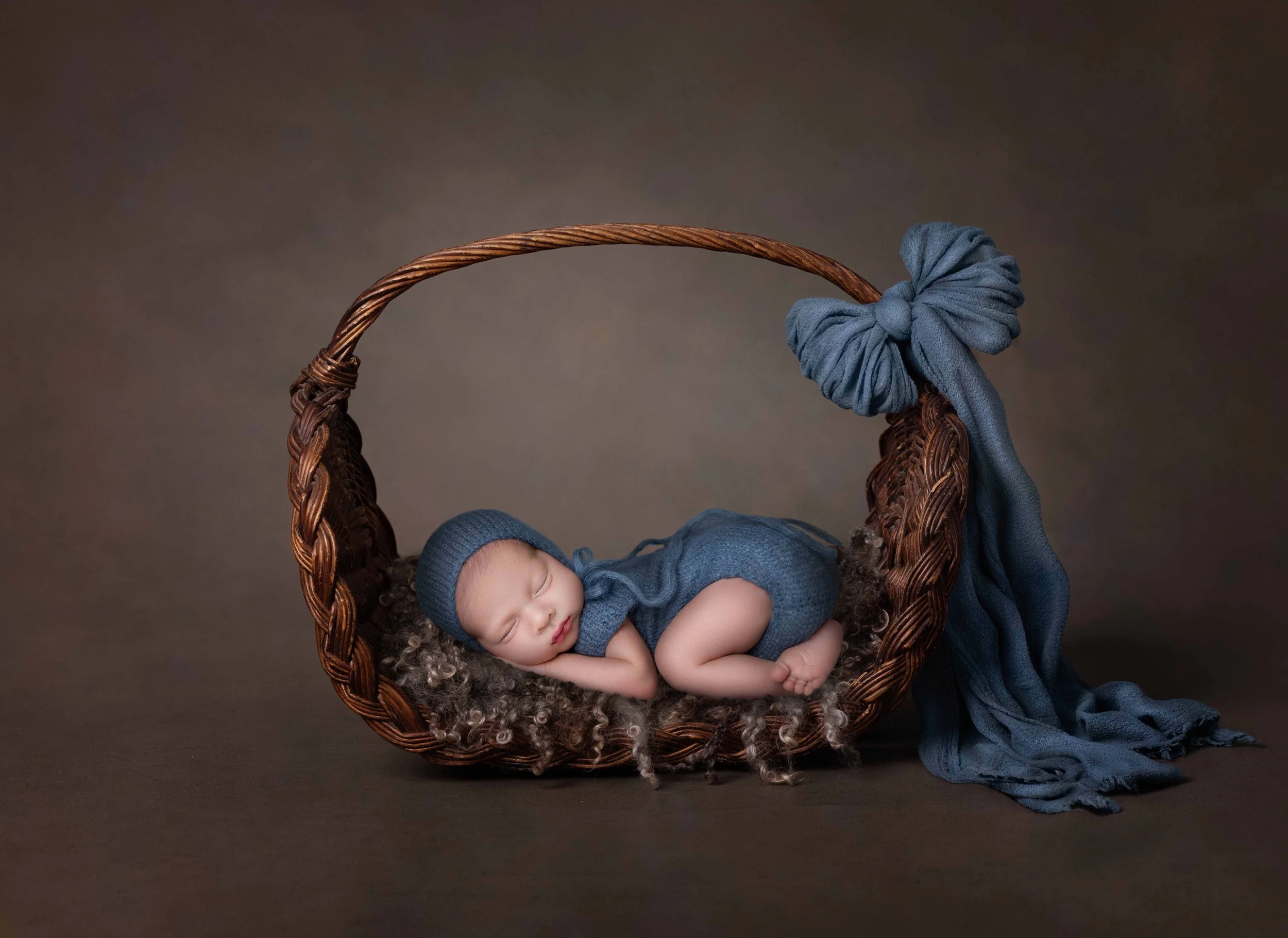 Delly photography, Stamford Hill, Golders Green, London, newborn, children, upsherin, outdoor, studio