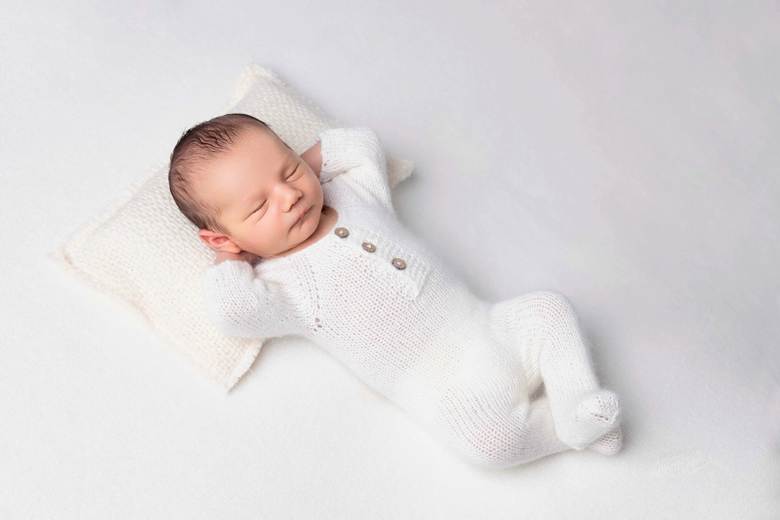 Delly photography, Stamford Hill, Golders Green, London, newborn, children, upsherin, outdoor, studio