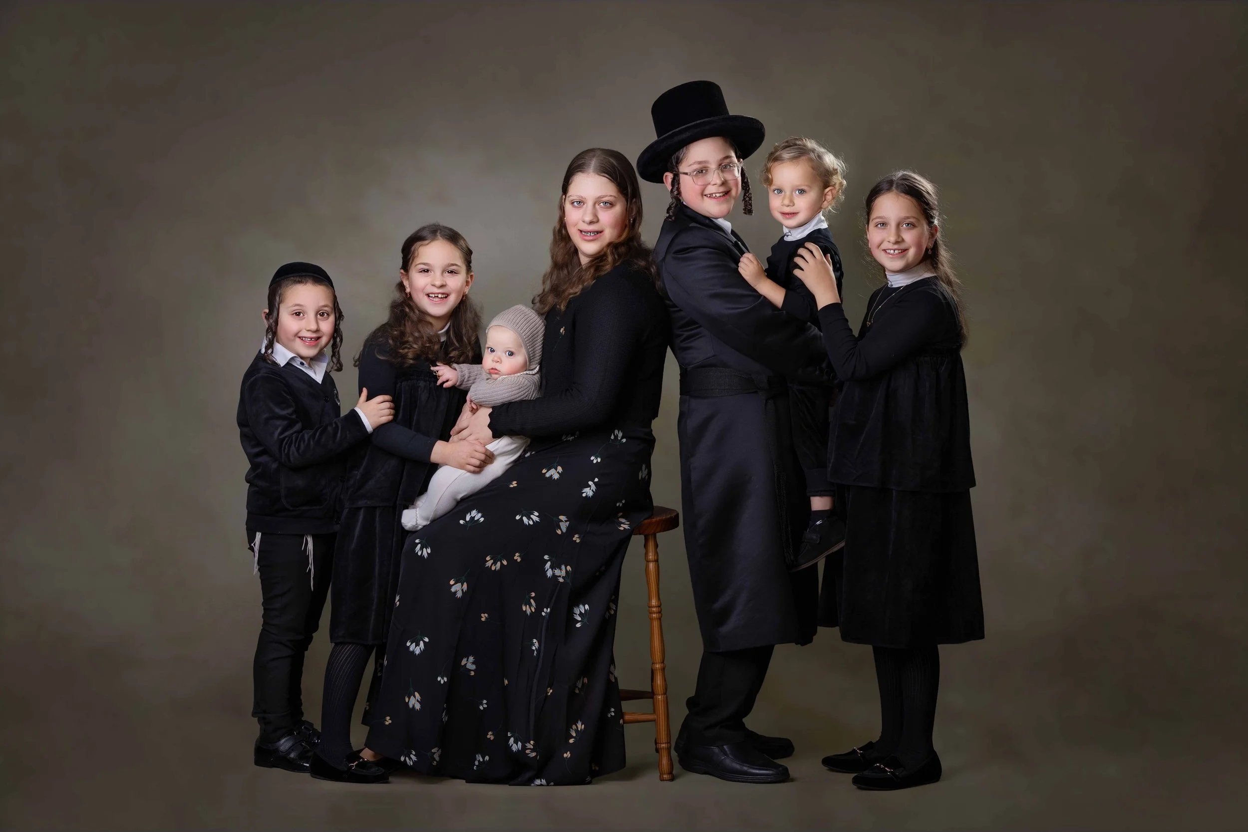 Delly photography, Stamford Hill, Golders Green, London, newborn, children, upsherin, outdoor, studio