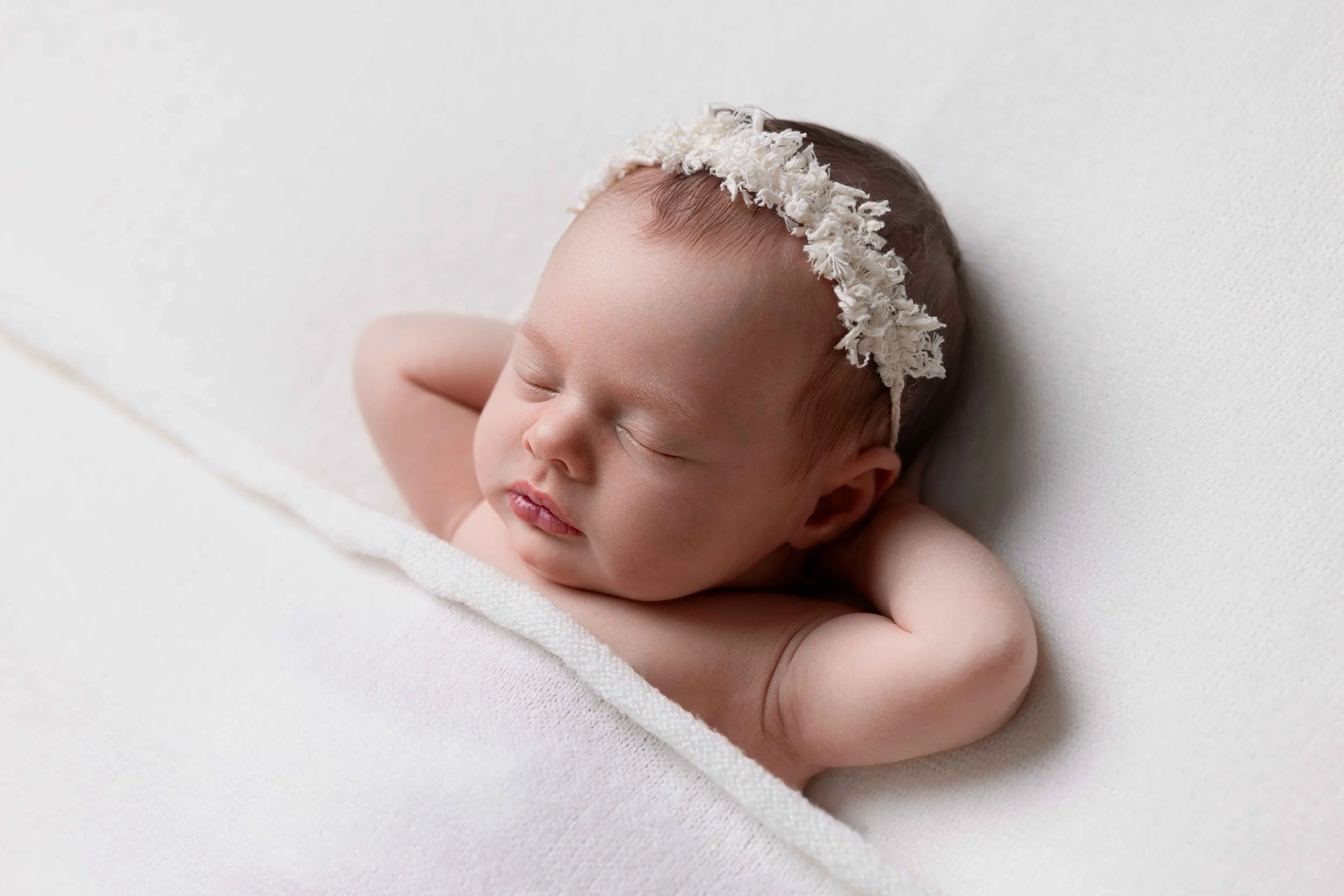 Delly photography, Stamford Hill, Golders Green, London, newborn, children, upsherin, outdoor, studio