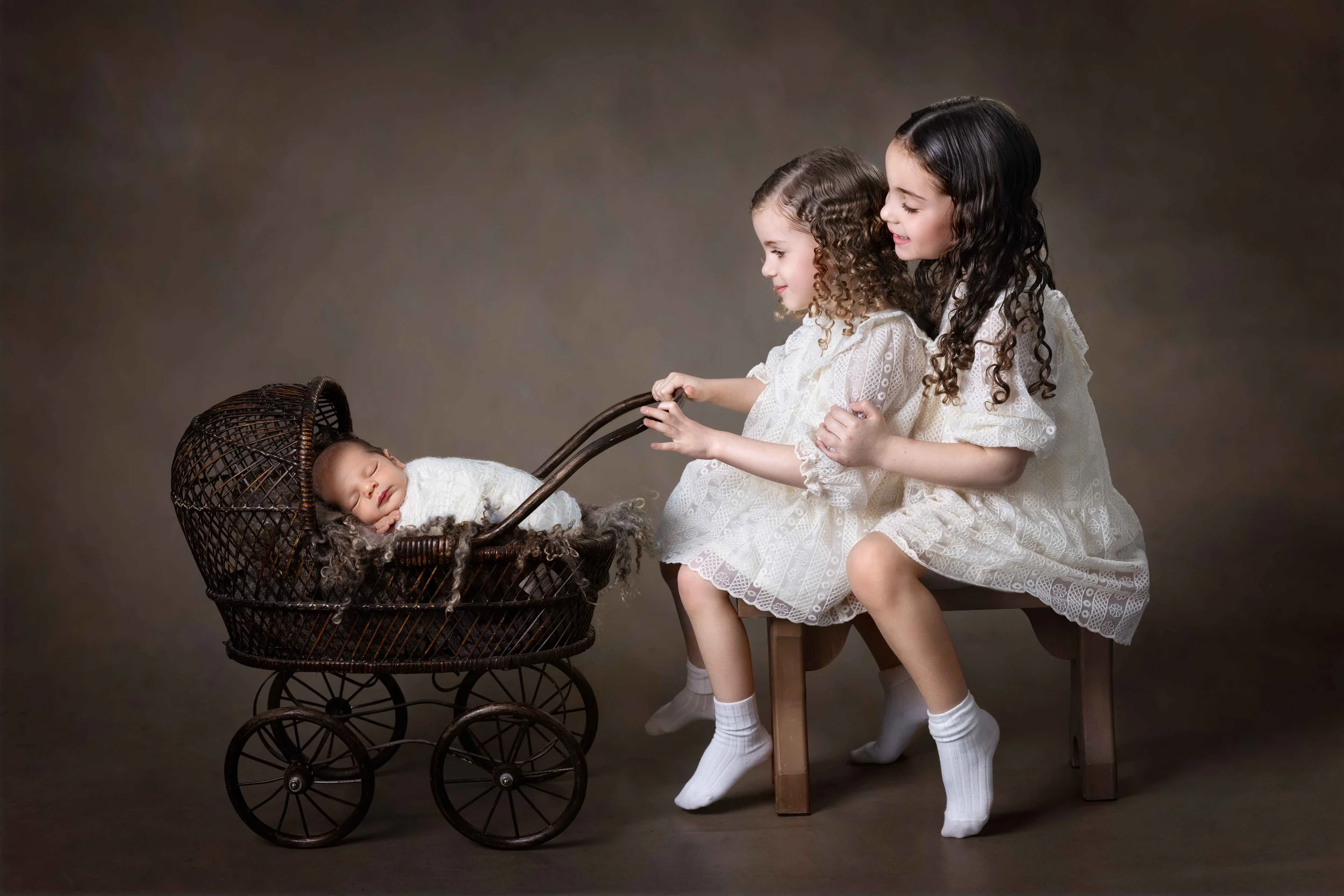 Delly photography, Stamford Hill, Golders Green, London, newborn, children, upsherin, outdoor, studio