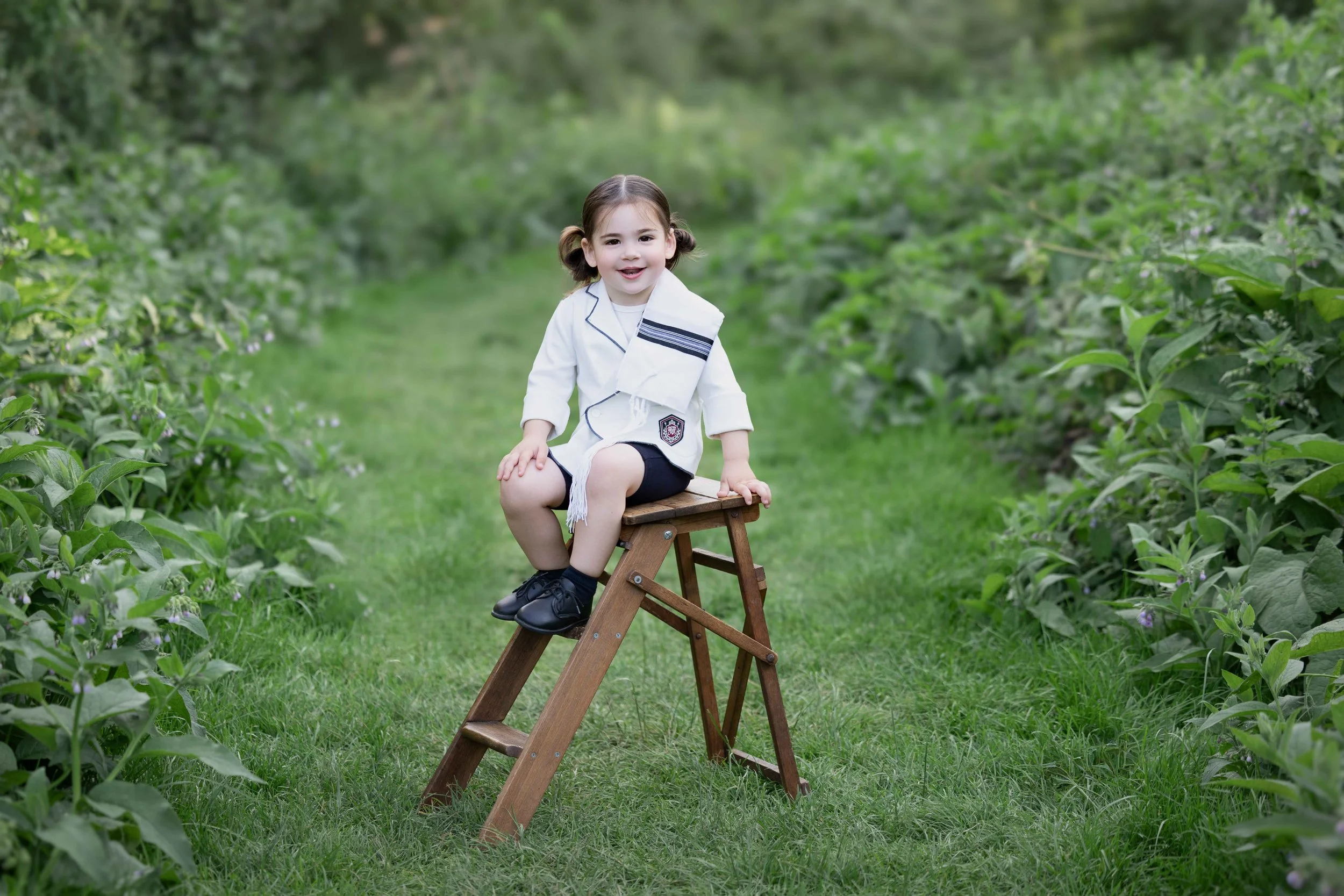 delly photography, Stamford Hill, Golders Green, London, newborn, children, upsherin, outdoor, studio