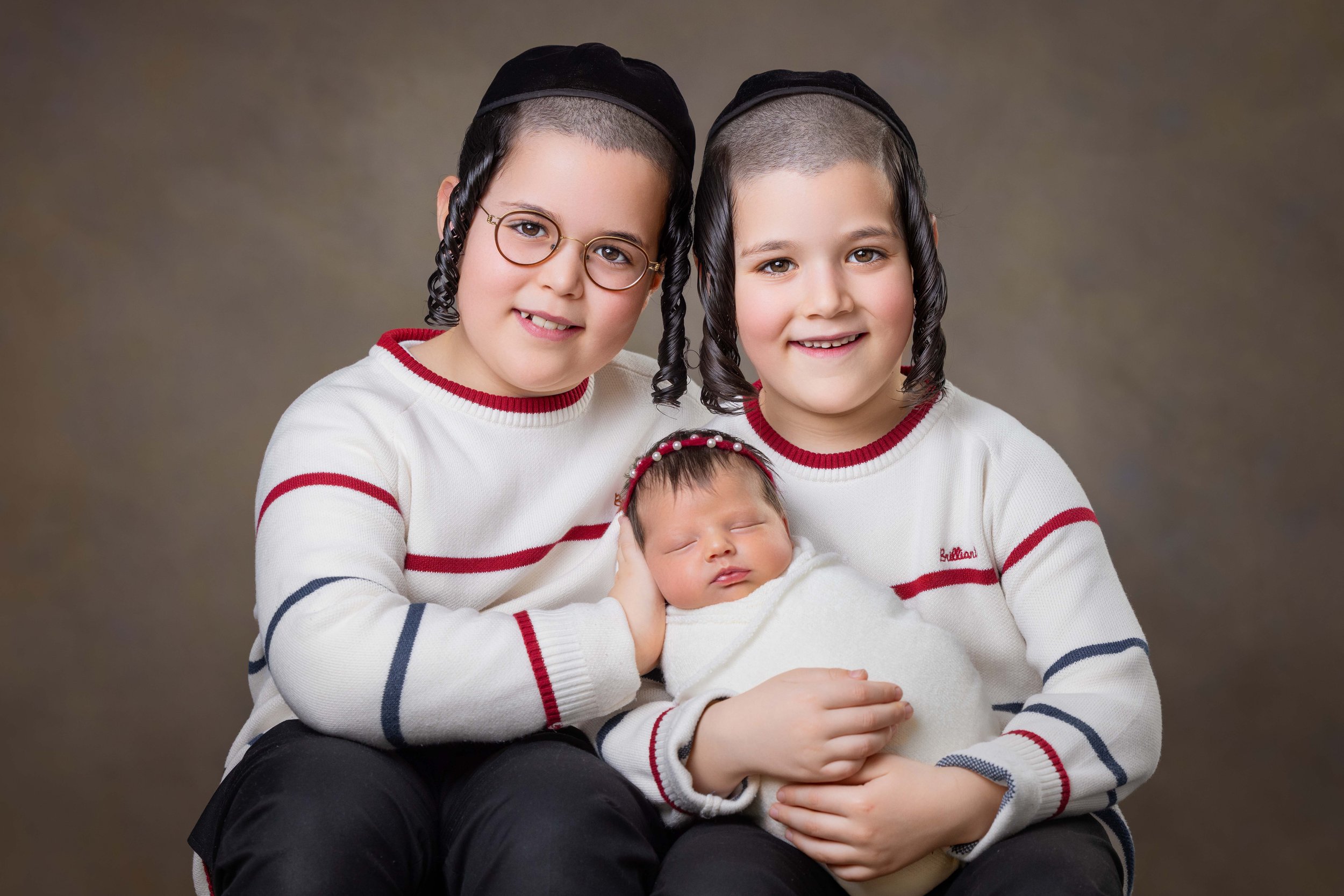 Delly photography, Stamford Hill, Golders Green, London, newborn, children, upsherin, outdoor, studio
