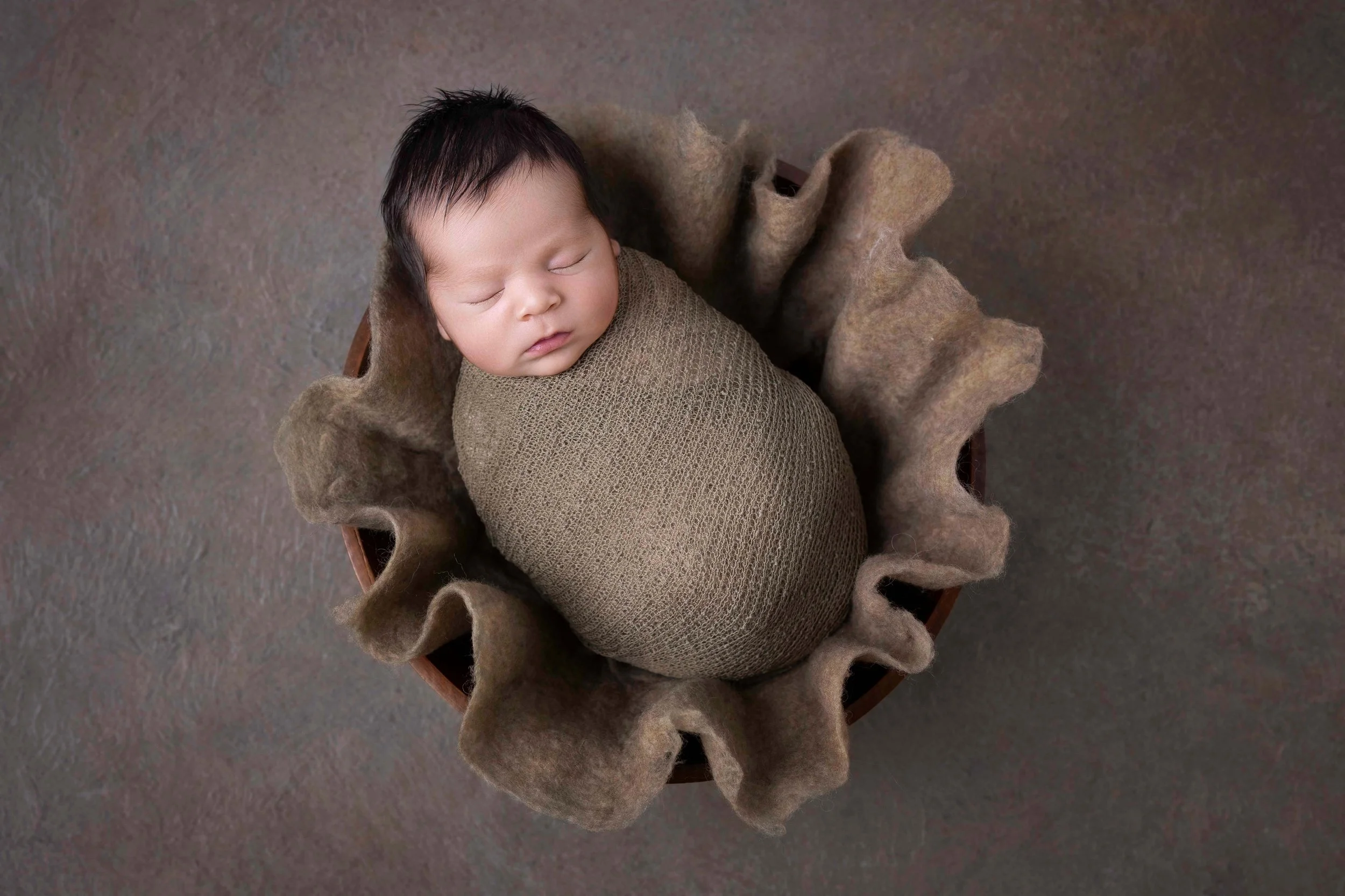 Delly photography, Stamford Hill, Golders Green, London, newborn, children, upsherin, outdoor, studio