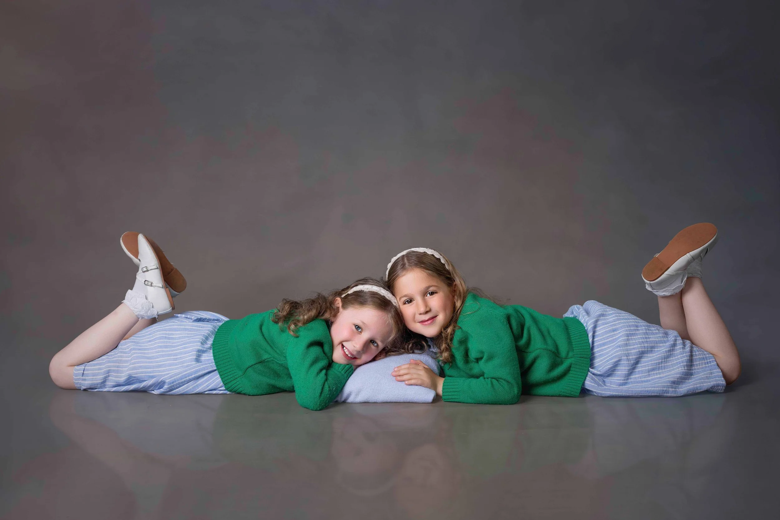 delly photography, Stamford Hill, Golders Green, London, newborn, children, upsherin, outdoor, studio