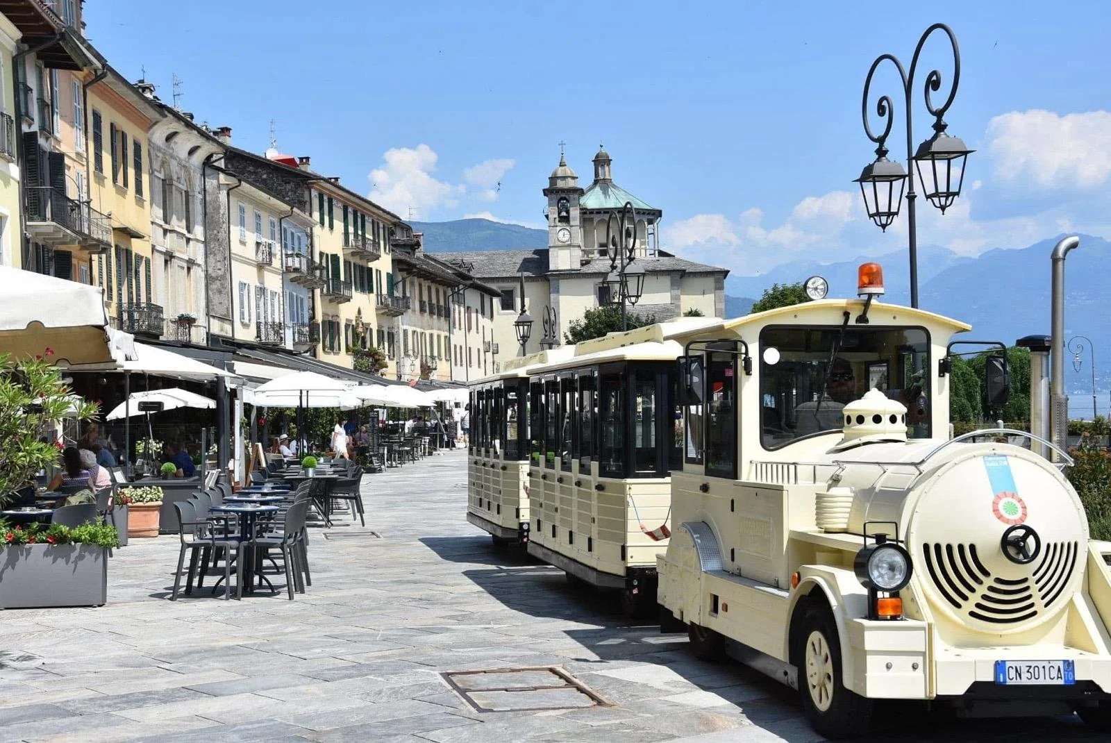 Trenino turistico – Giostre a Noleggio Zena