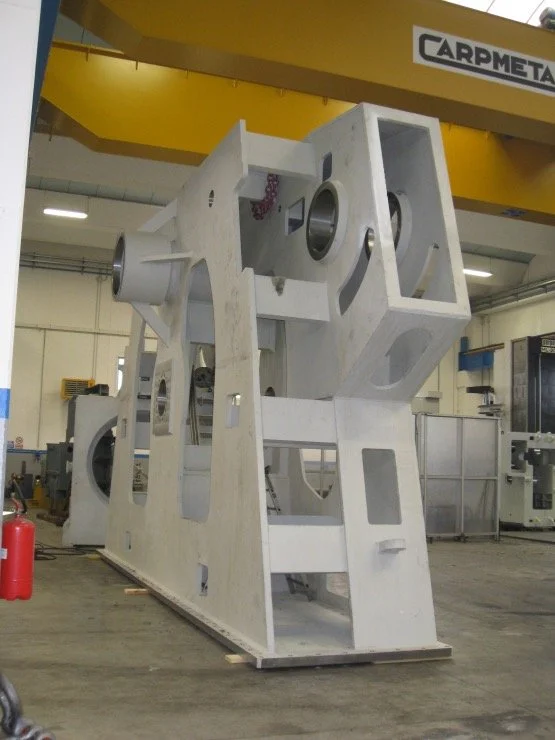 Profile bending machine frame
