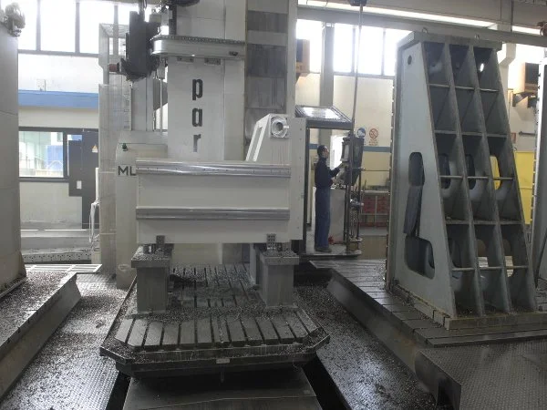 CNC Traveling Column Milling Machine (Parpas)