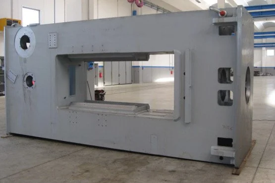Monolithic press