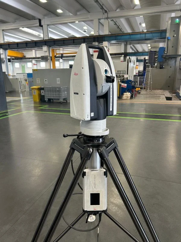 Laser Leica AT960-MR