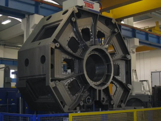 Transfer machine base