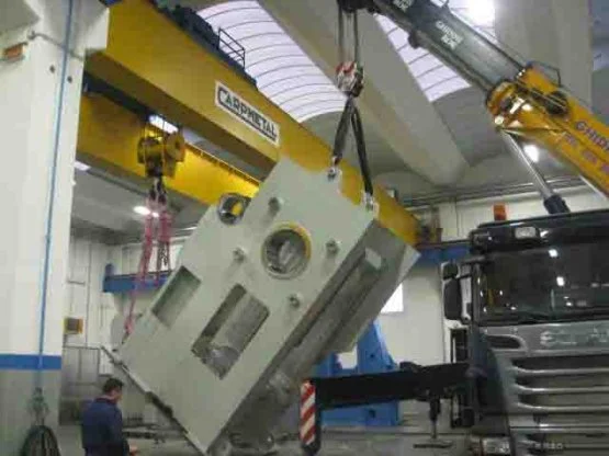Monolithic press
