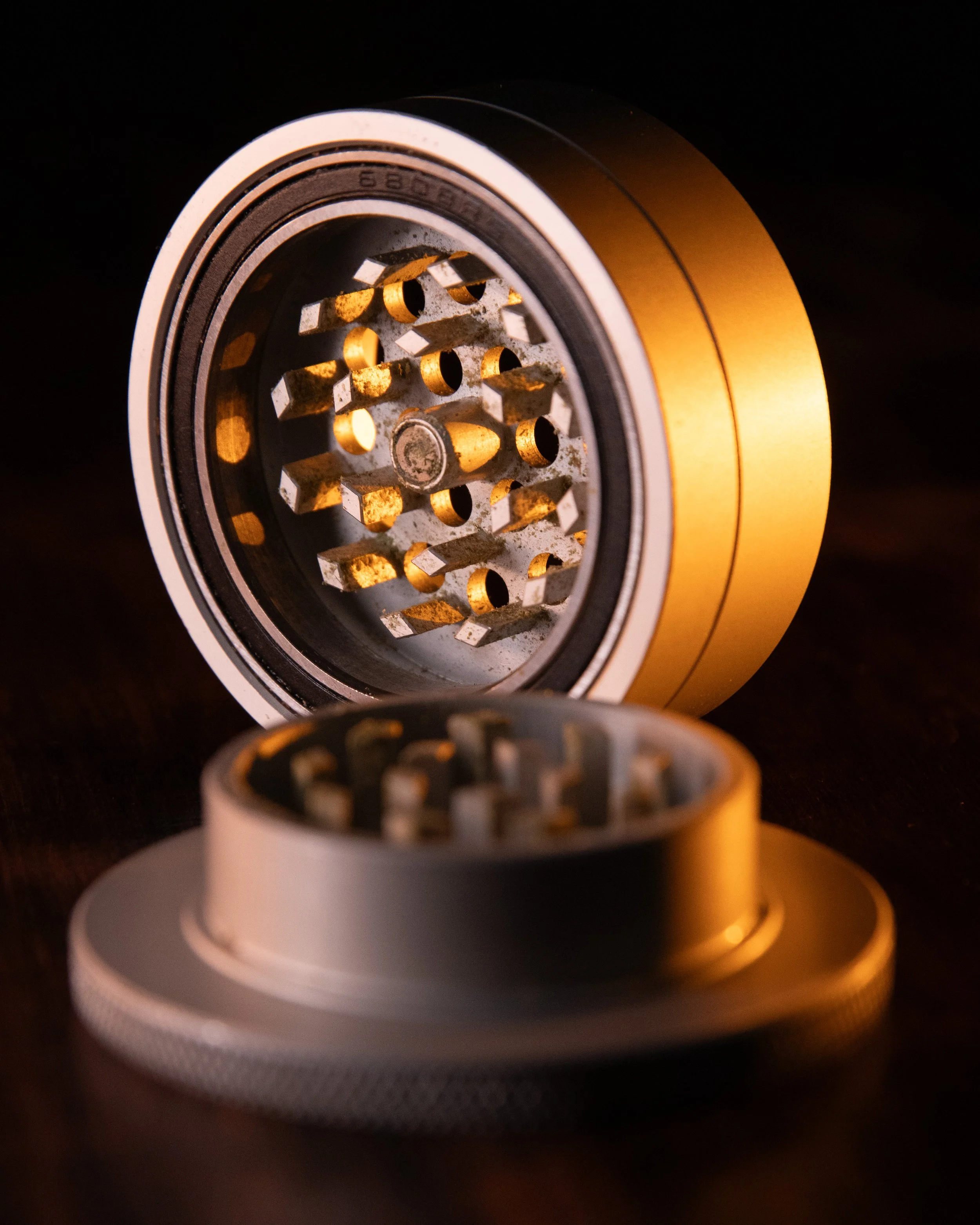 Sharp grinding teeth ball bearing system dark