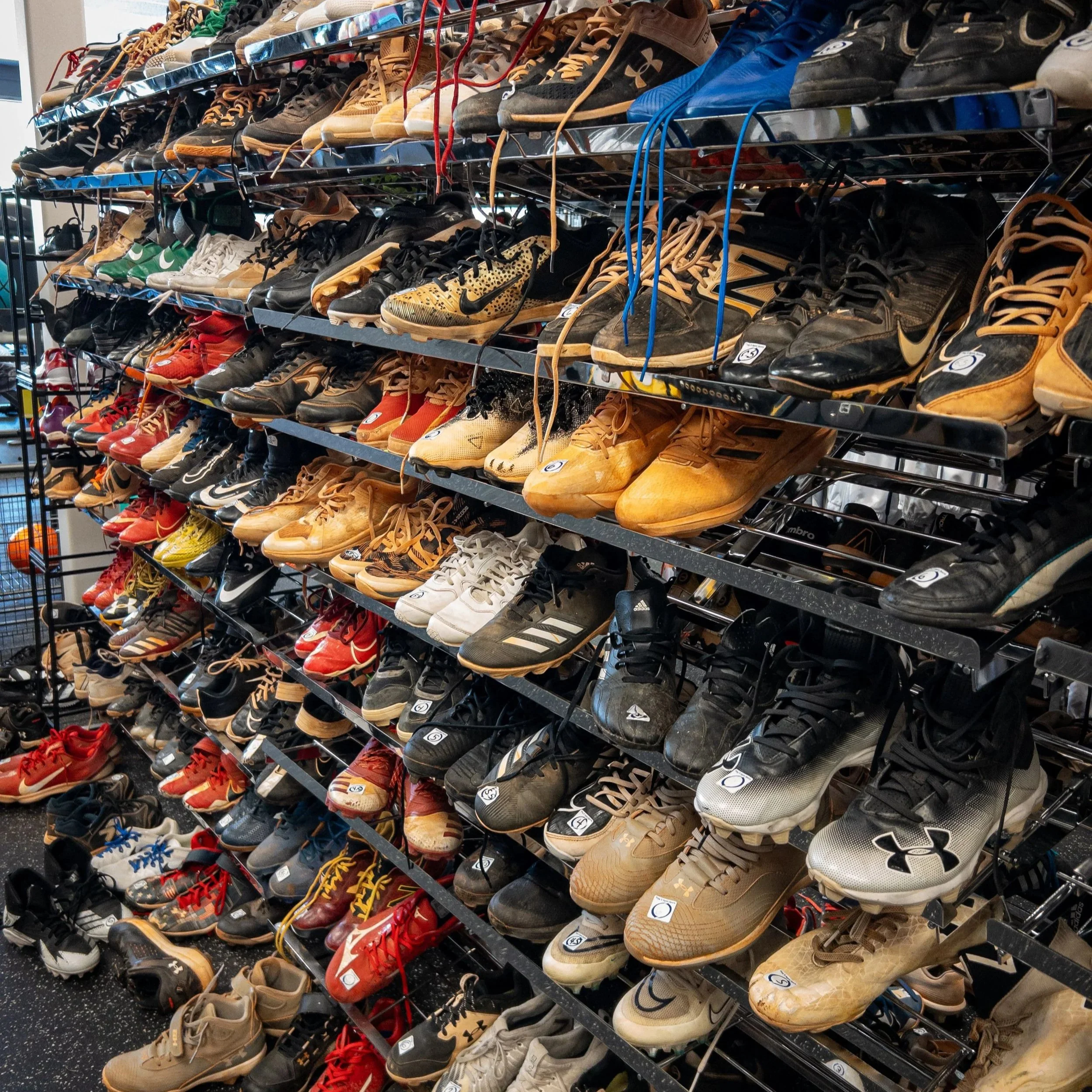 Wie erkenne ich gute Schuhe im Laden? Ein ehrlicher Leitfaden vom Schuhmacher