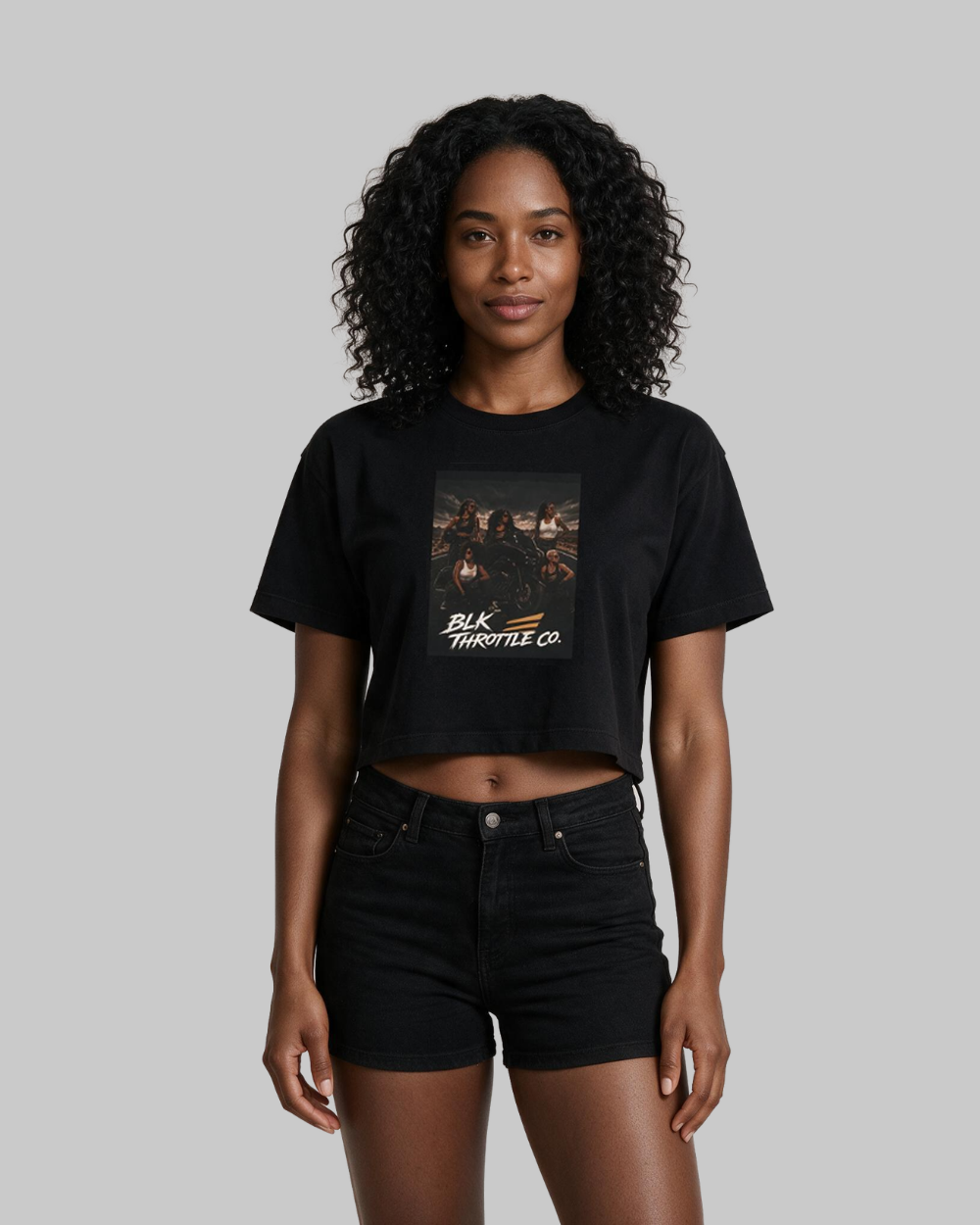 DS_605EEF4J_BLKThrottleCo-crop-top-mock-up(F1)_MODEL.png
