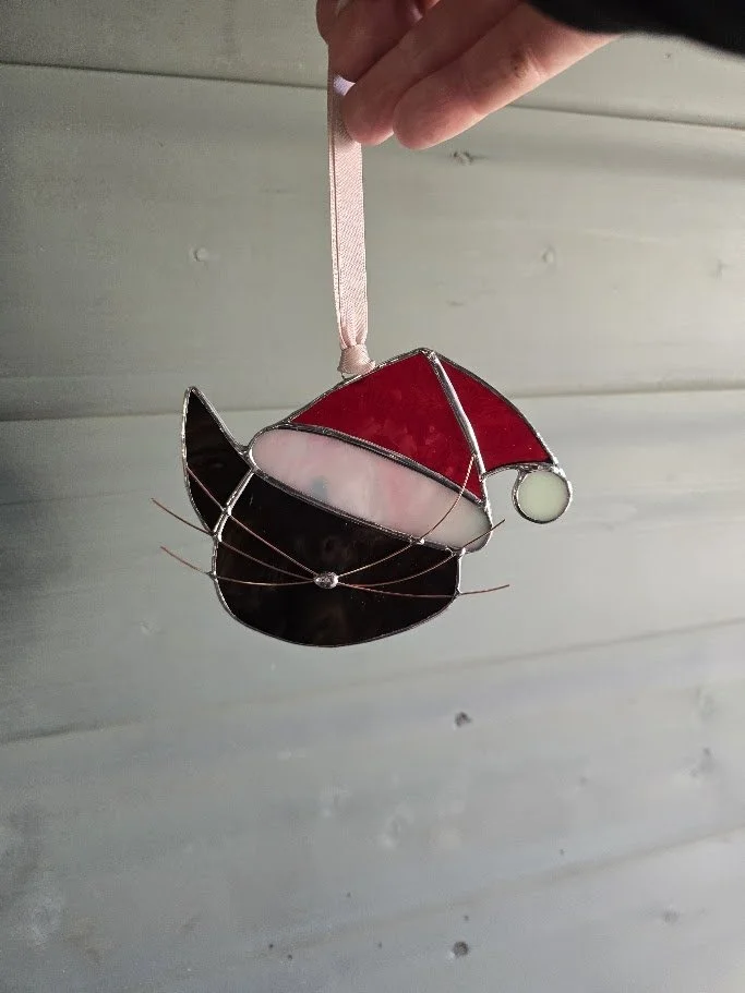 Stained-glass-cat-suncatcher-jpg (2).jpg