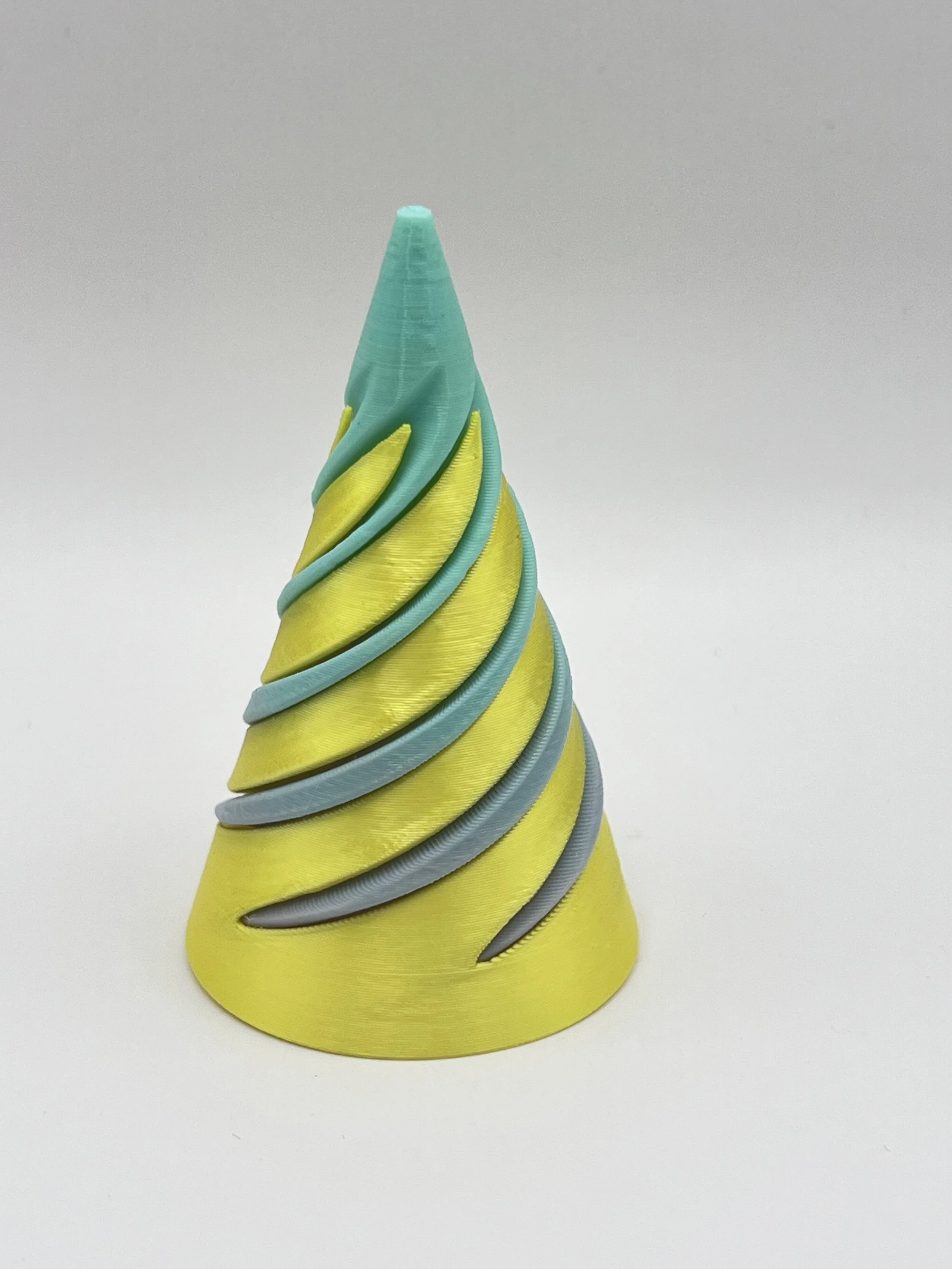 Interlocking spiral cone