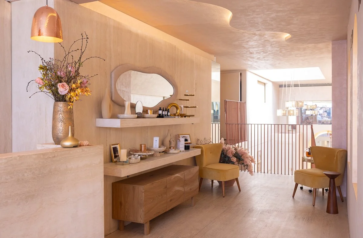 knightsbridge_Salon_LR-1.jpg