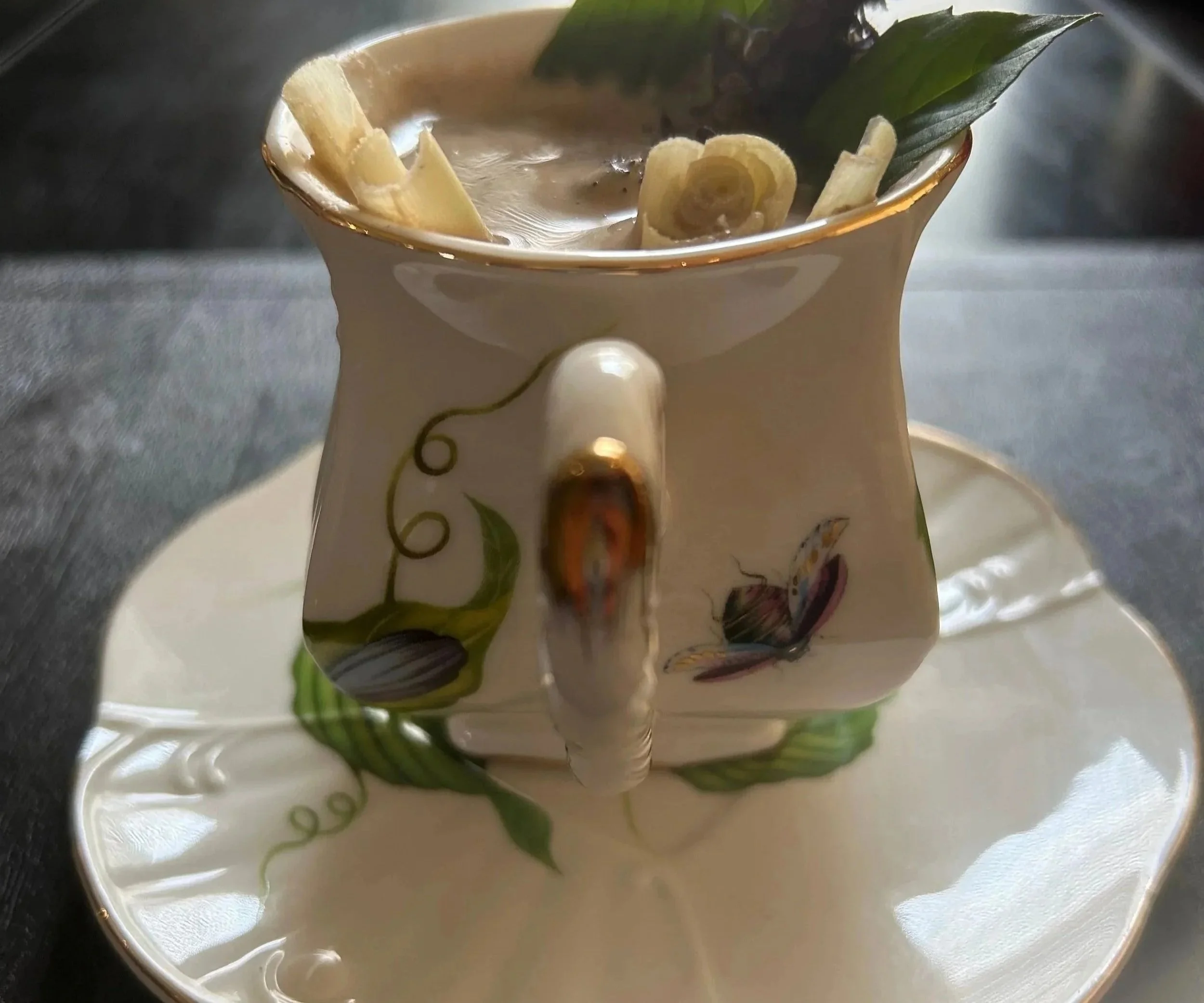 herbal lemongrass basil chai latte with natural ingredients and spices