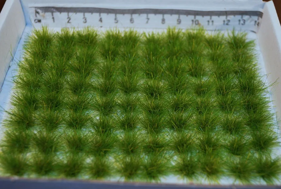 Extra Large Static Grass Tufts Self Adhesive (TM14)