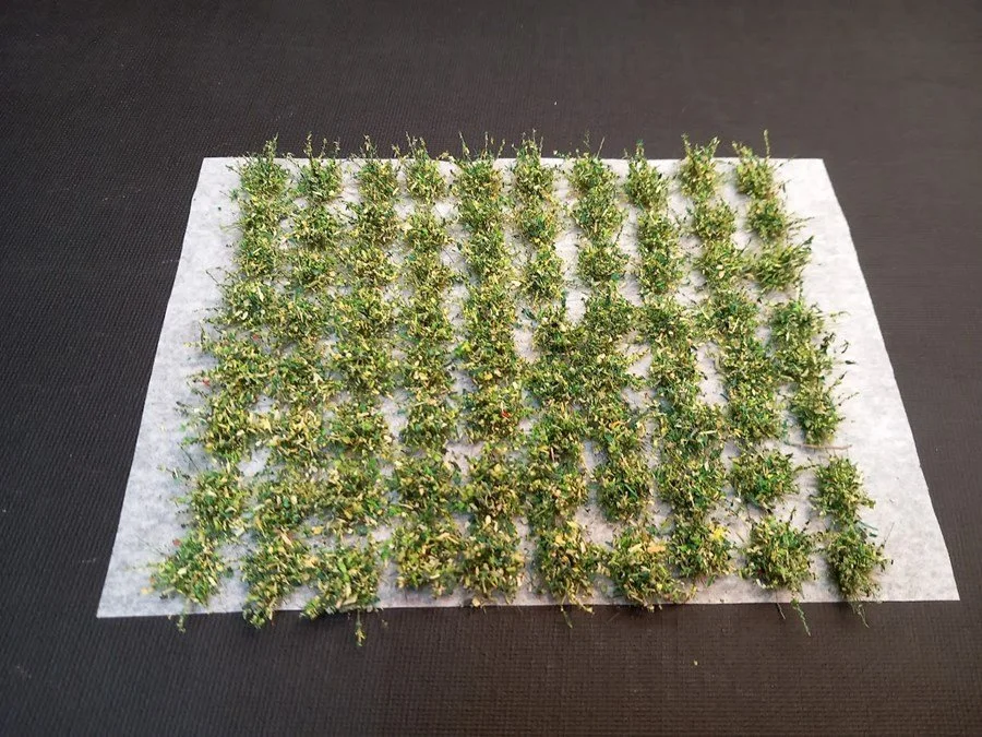 Leafy Tufts Self Adhesive (TM6)