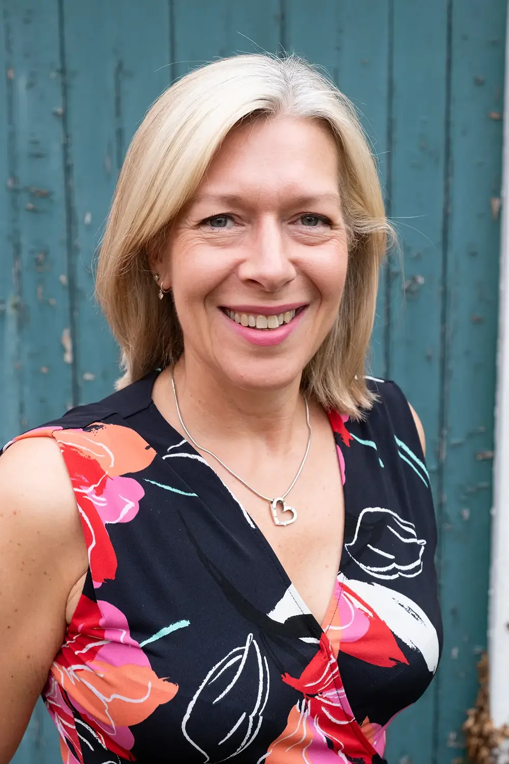Amanda, Director at Albert Fields hair salon in Goring-on-Thames