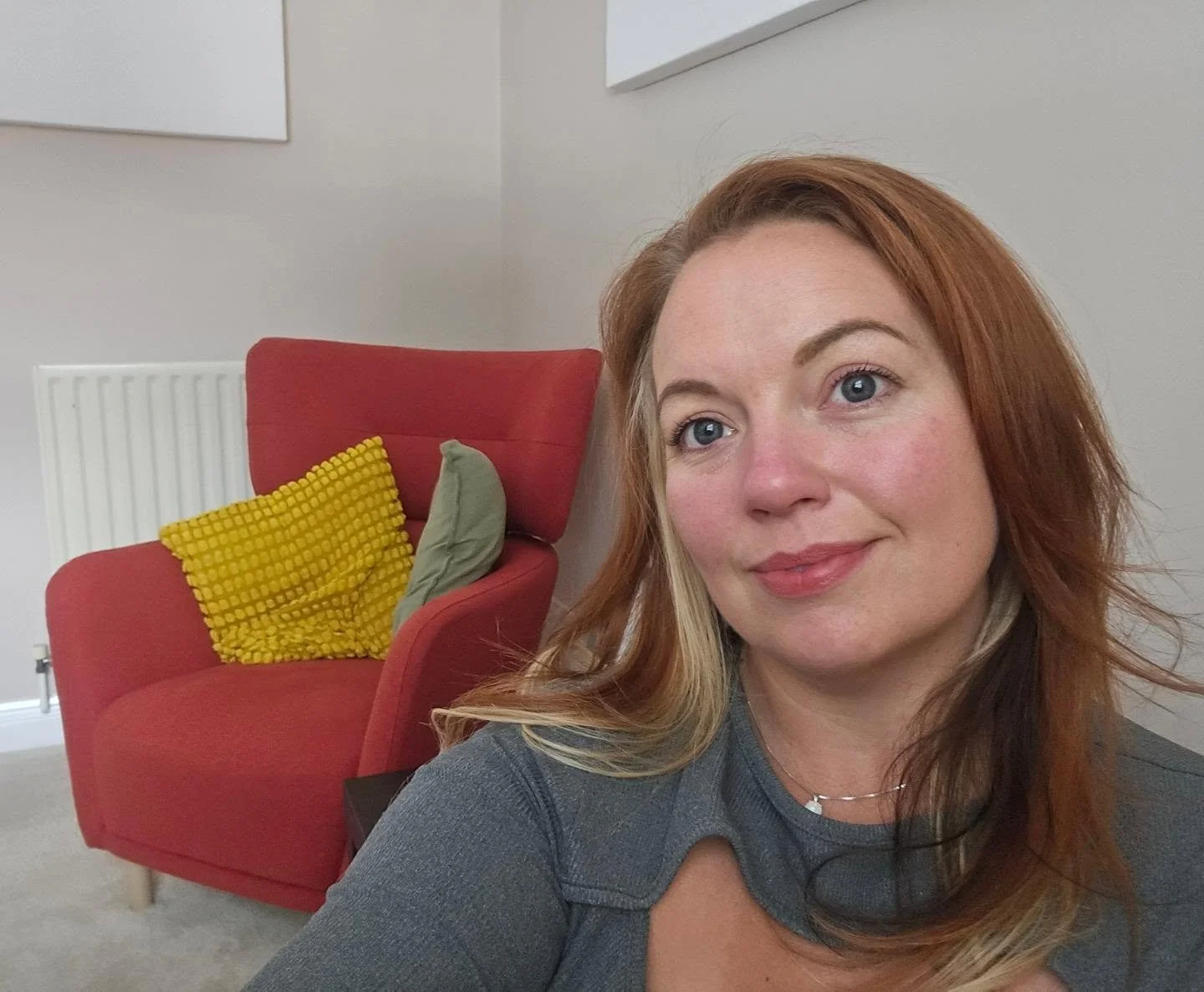 This seat could be yours...if you&rsquo;re ready to finally put you first.

I&rsquo;ve got two rare Saturday morning spaces:
👉 10am
👉 11am

Perfect if you&rsquo;re ready to get started and want a calm, focused start to your weekend.

If you&rsquo;v