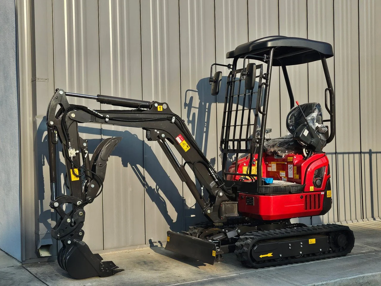 Rhinoceros RH18 Mini Excavator