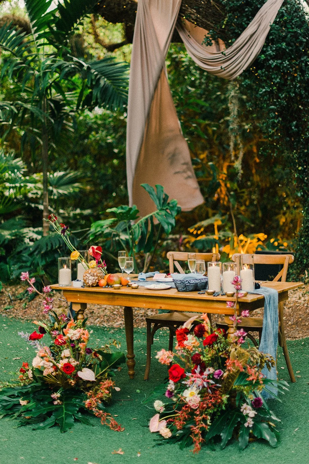 sweetheart table rental