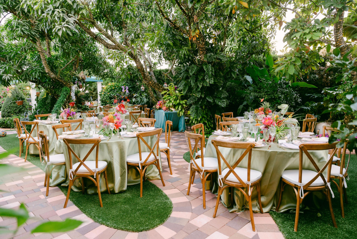 backyard-wedding.webp