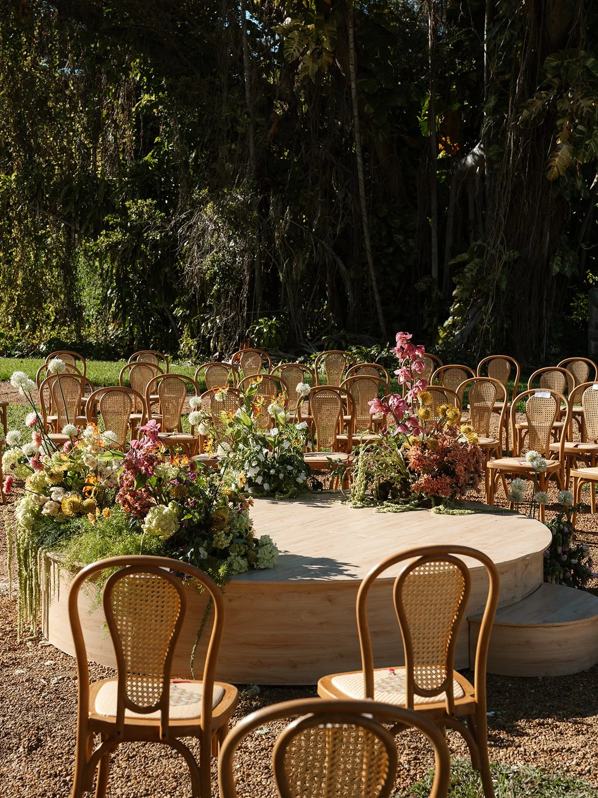 rent-round-platform-rental-miami-wood-color55.jpg