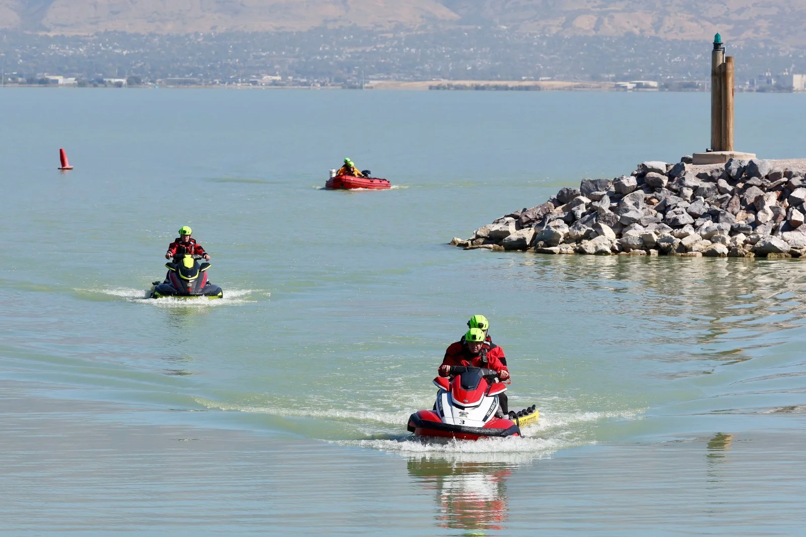 After a 2024 Crash, an Aircraft Engine Stayed in Utah Lake