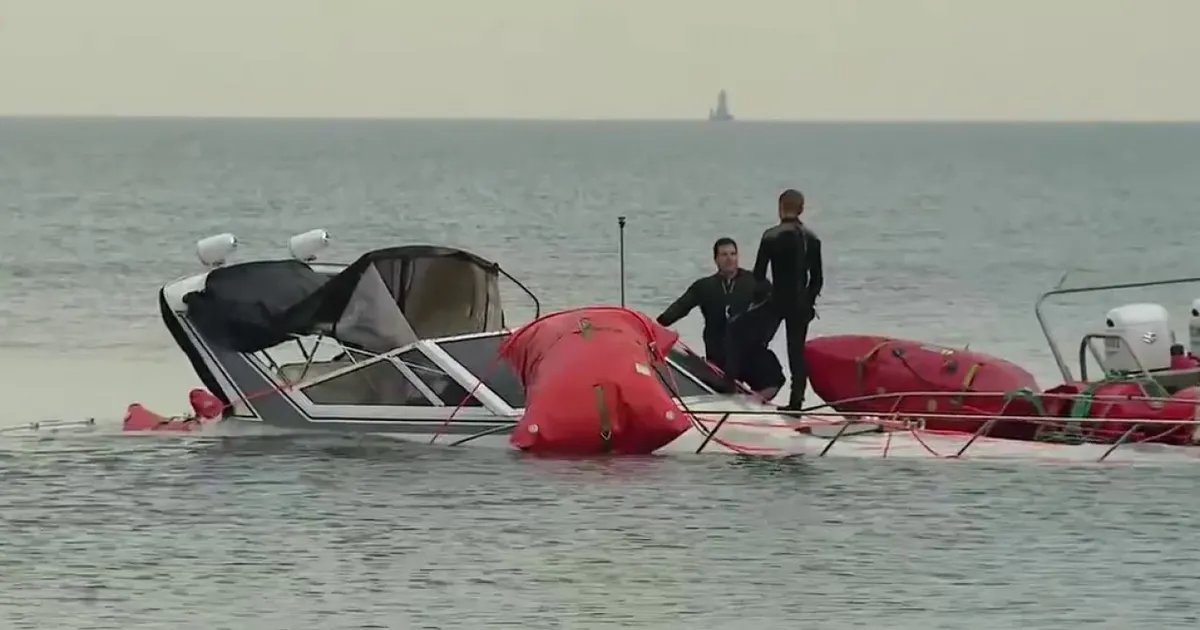 The Sunken Boat That Came Up in Two Hours
