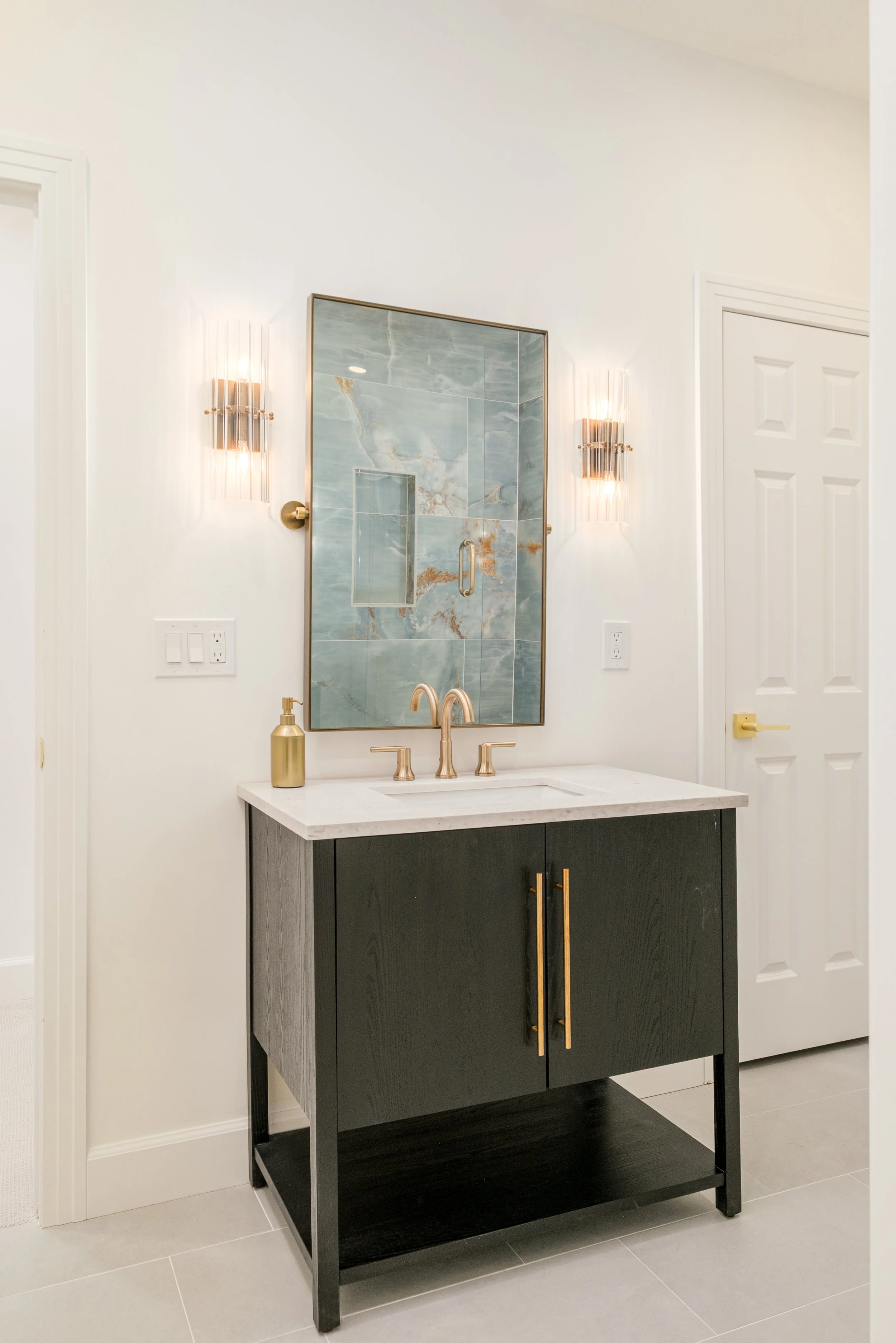 9515 S Shadow Hill Cir-40.jpg