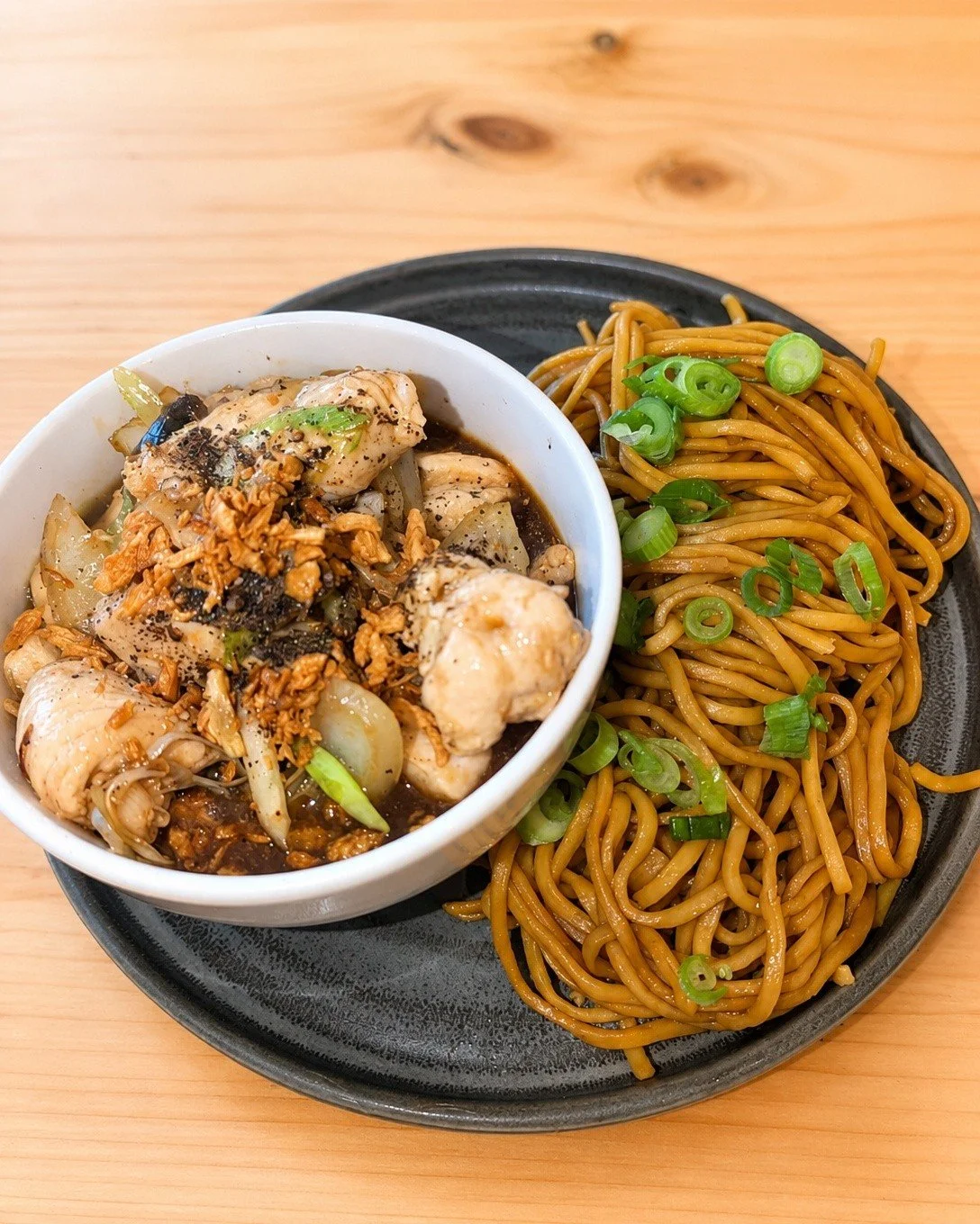 😋 Have you tried our Specials? 

With Tom Yam Nam Khon and this delicious Pad Met Mamuang we have specials that will suit those tingling taste buds 🍜 

Book know online or Click &amp; Collect to indulge at home. 
TheTinyThai.co.uk
Monday to Saturda