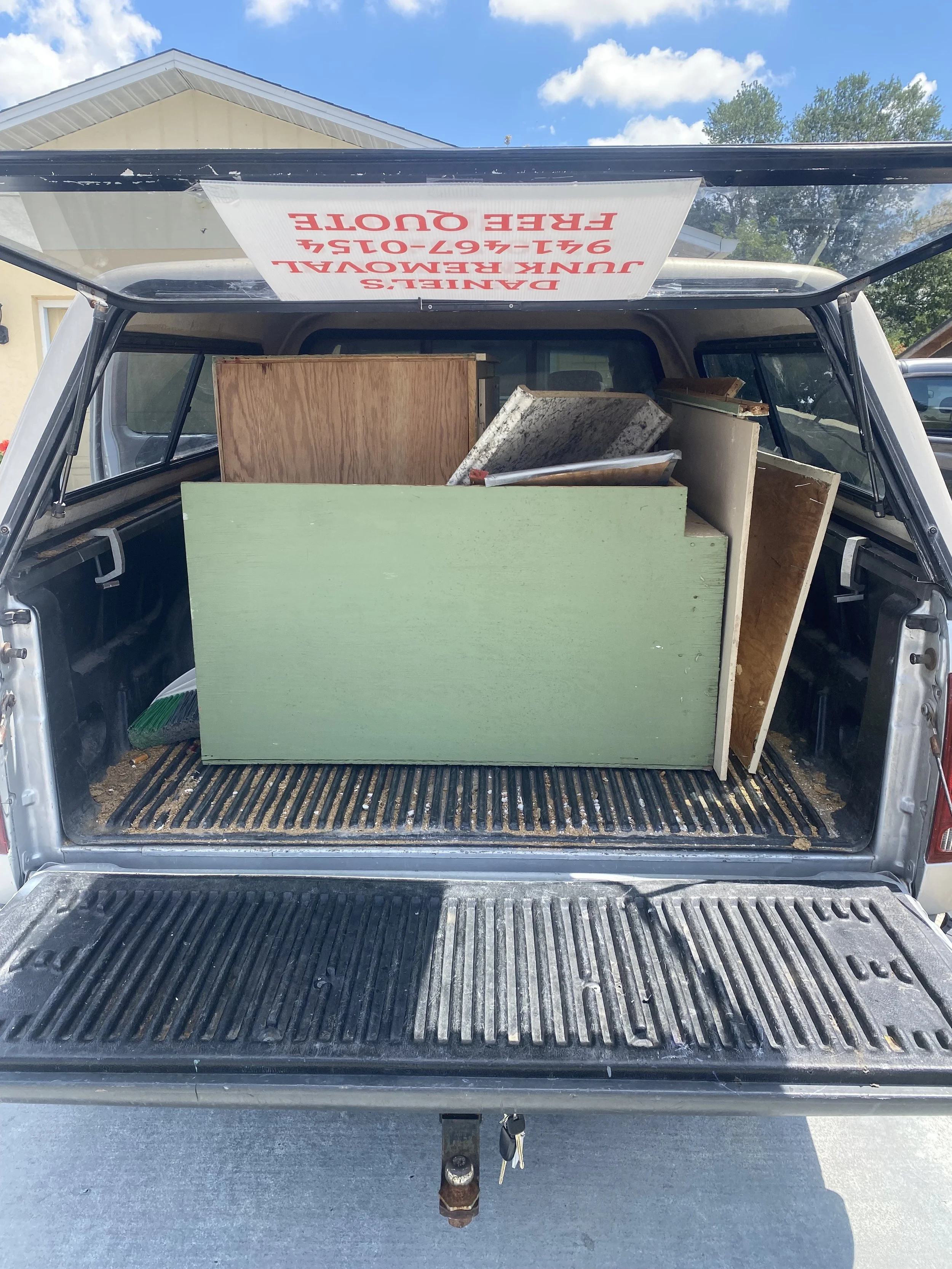 Yard Debris, Construction Debris, Furniture Removal, Appliance Removal