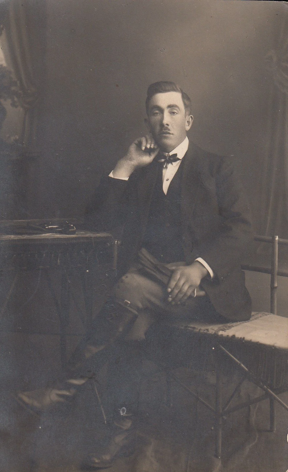 KAZIMIERZ BOLANOWSKI Z WRÓBLIKA (PIŃSK - LATA 20-TE).jpg