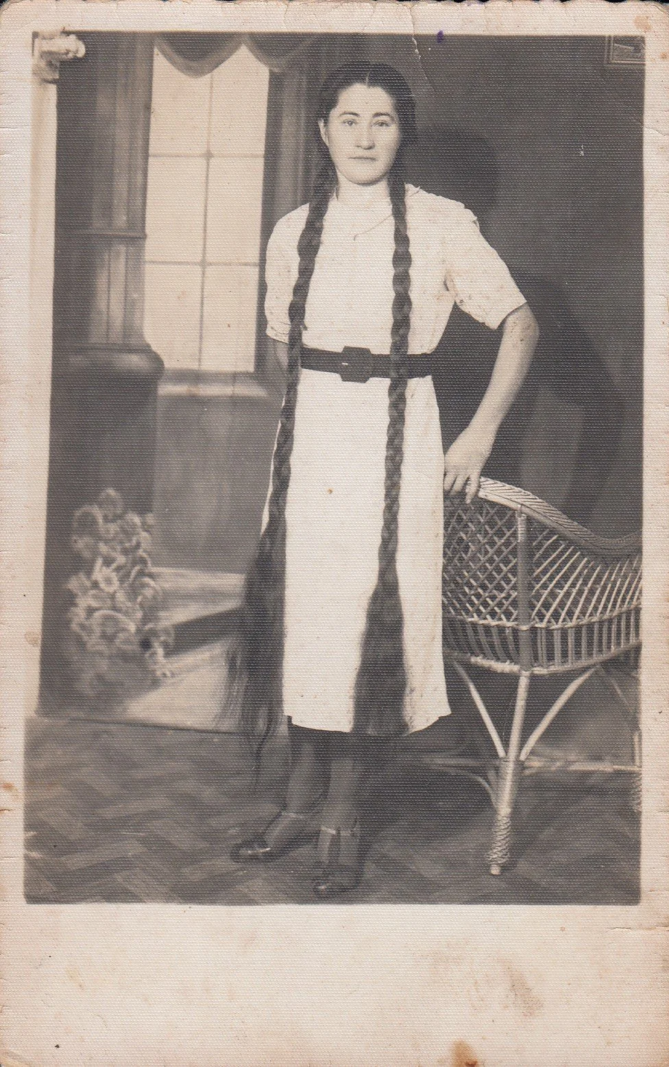 WIKTORIA BOLANOWSKA (KOWALOWA) - LATA 20-TE.jpg