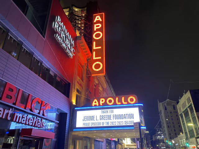Where to Eat Before a Show at the Apollo