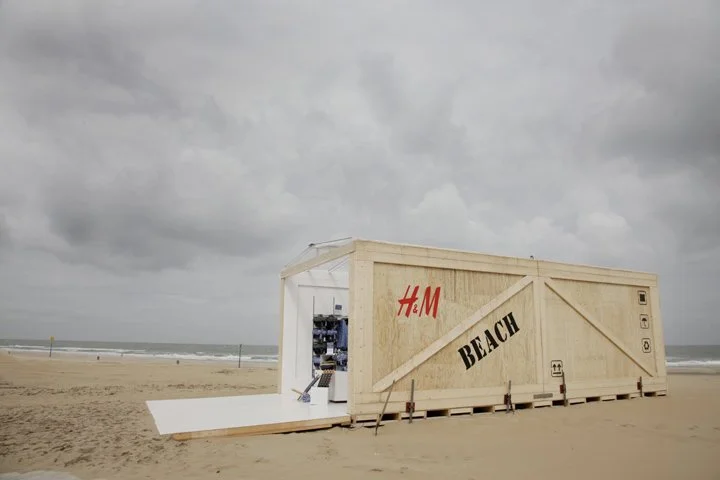 HM-Beach-Pop-up-Store.jpeg