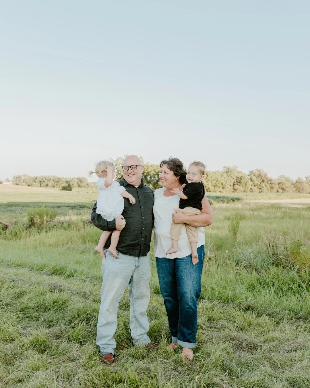 We couldn't have asked for a more perfect night for these family pictures + I couldn't have asked for better cooperation from this cute family (even the kiddos!)