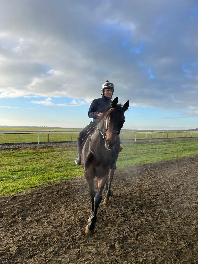 jack-jones-racing-grey-racehorse-and-rider-on-training-track-106.jpg