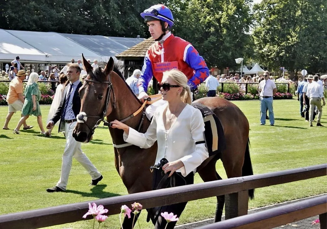 jack-jones-racing-racehorse-and-jockey-in-summer-parade-ring-088.jpg