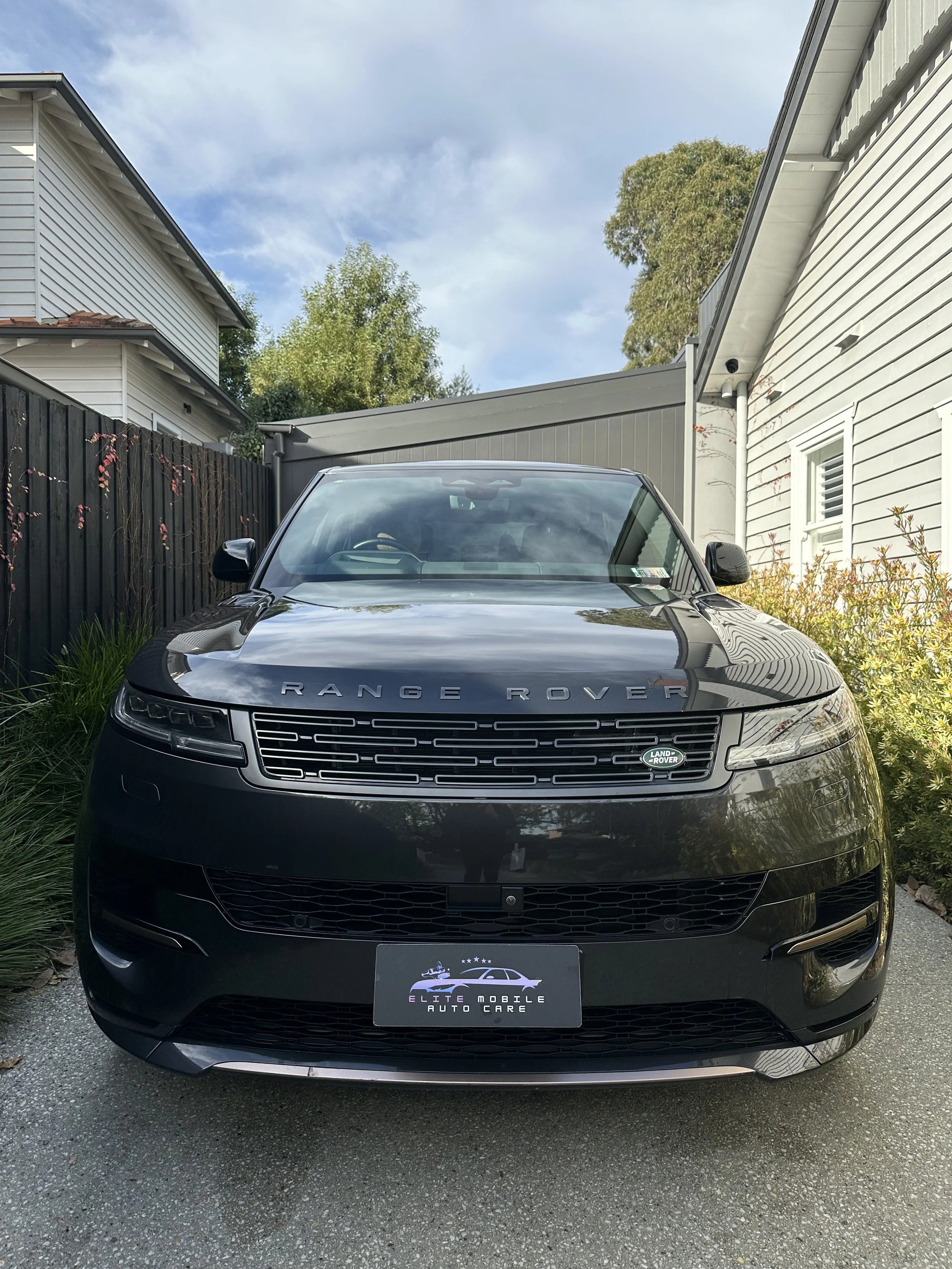 Range Rover full detailing service in Glen Iris