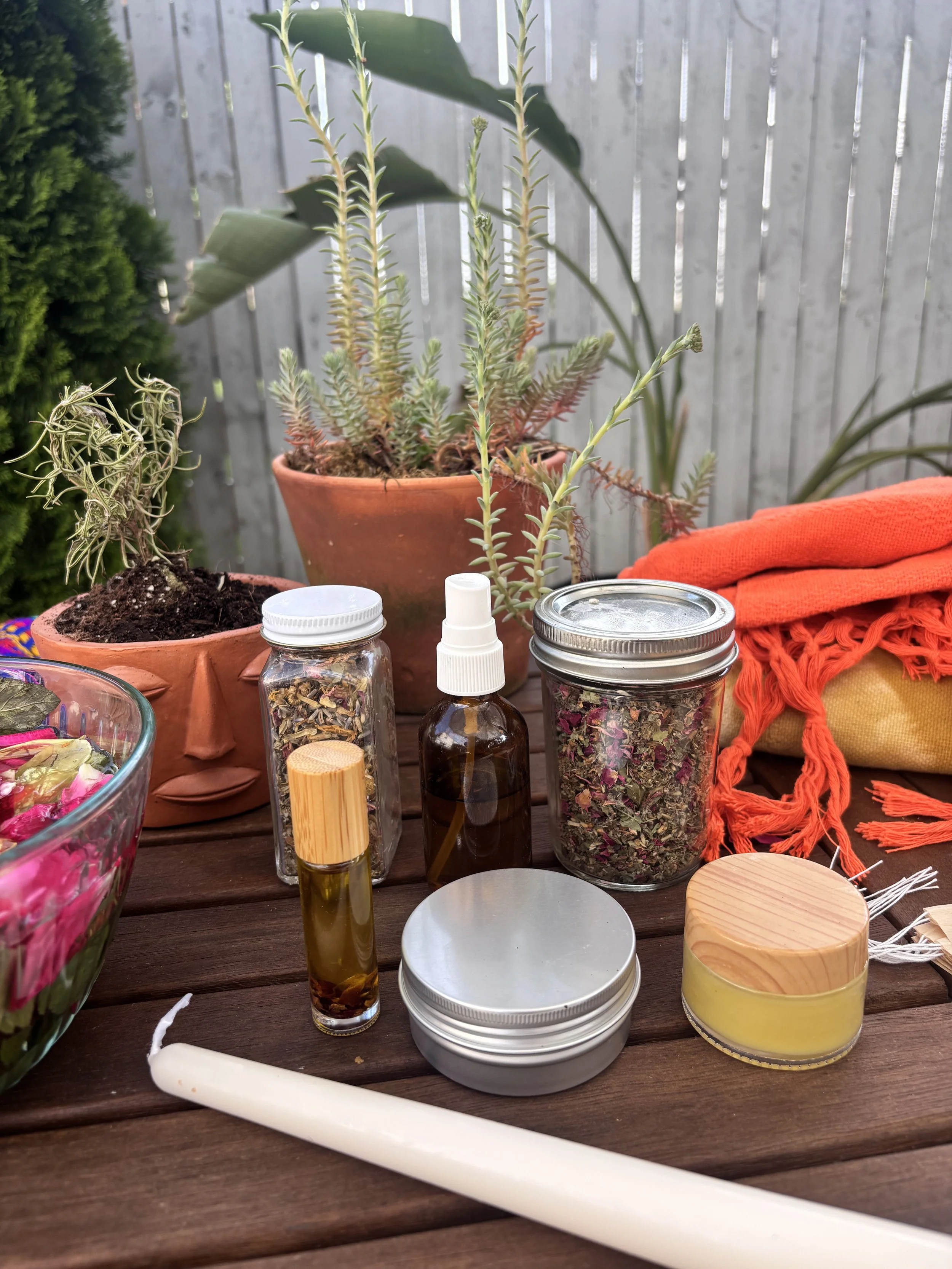 Postpartum Recovery Gift Box